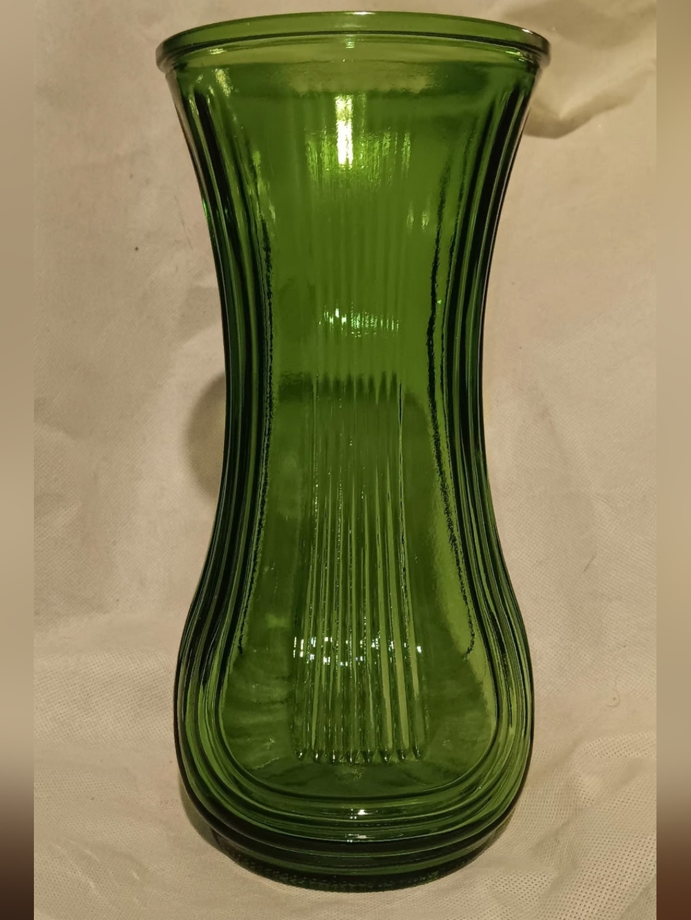 Vintage Hoosier 'SIMPLICITY' Glass Emerald Green  Vase~4087-B Pressed Glass